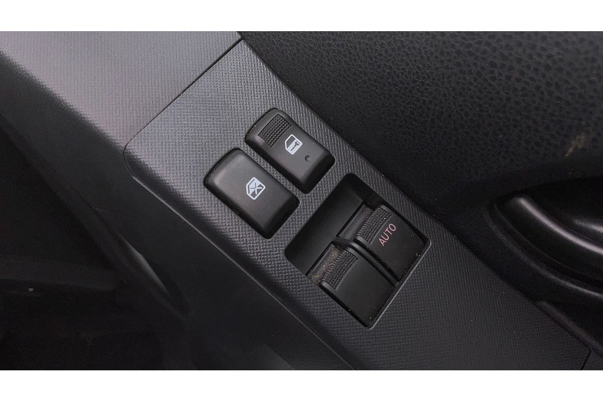 2020 Isuzu D-MAX SX High Ride Rear Wheel Drive