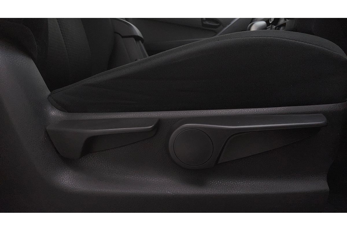 2020 Isuzu D-MAX SX High Ride Rear Wheel Drive