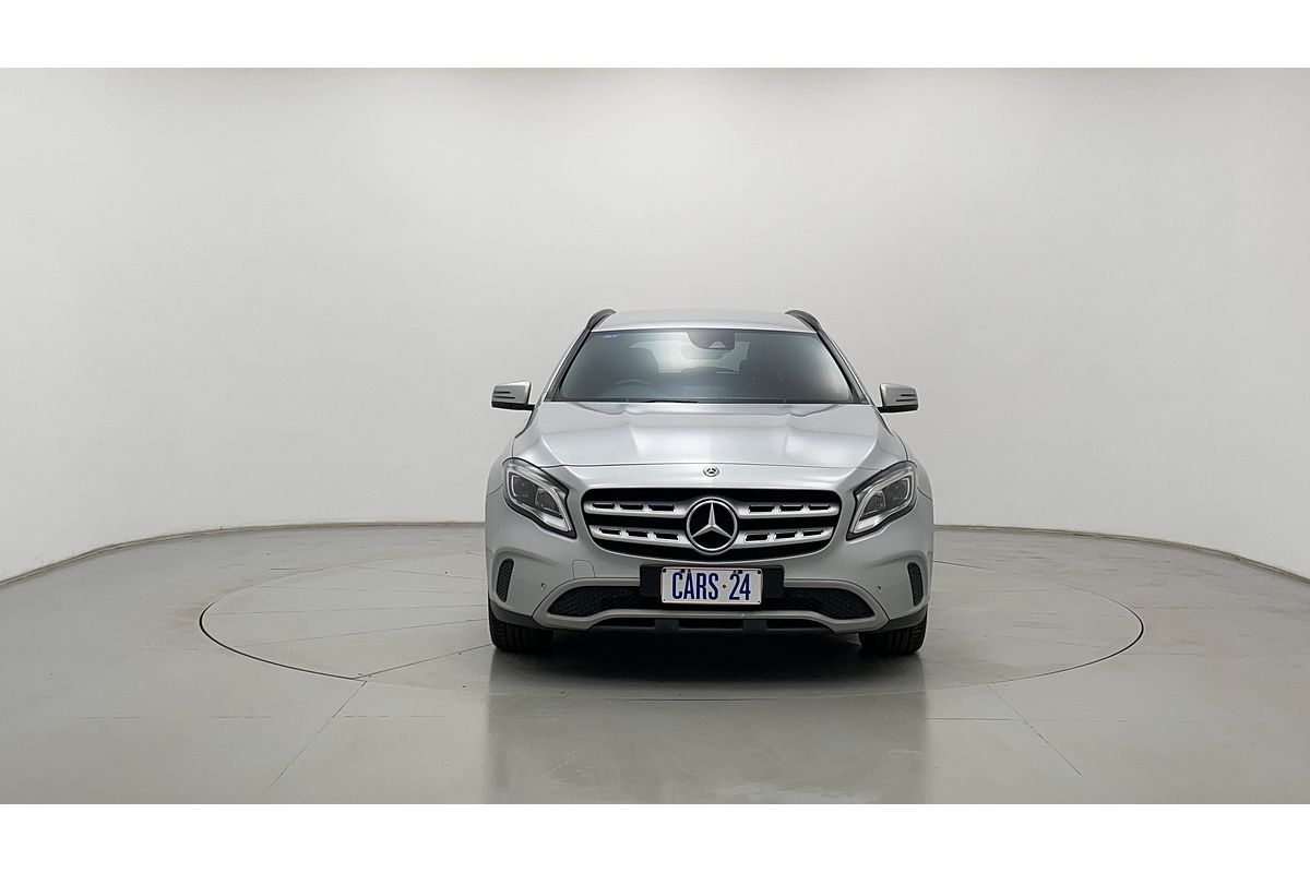 2017 Mercedes-Benz GLA-Class GLA180 X156