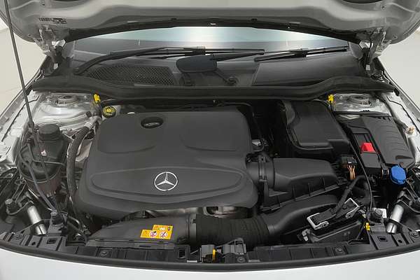 2017 Mercedes-Benz GLA-Class GLA180 X156