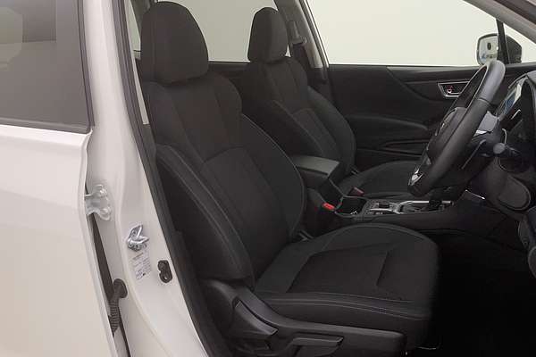 2024 Subaru Forester 2.5i S5