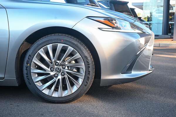 2019 Lexus ES ES300h Sports Luxury AXZH10R