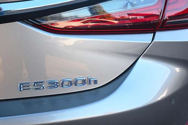 2019 Lexus ES ES300h Sports Luxury AXZH10R