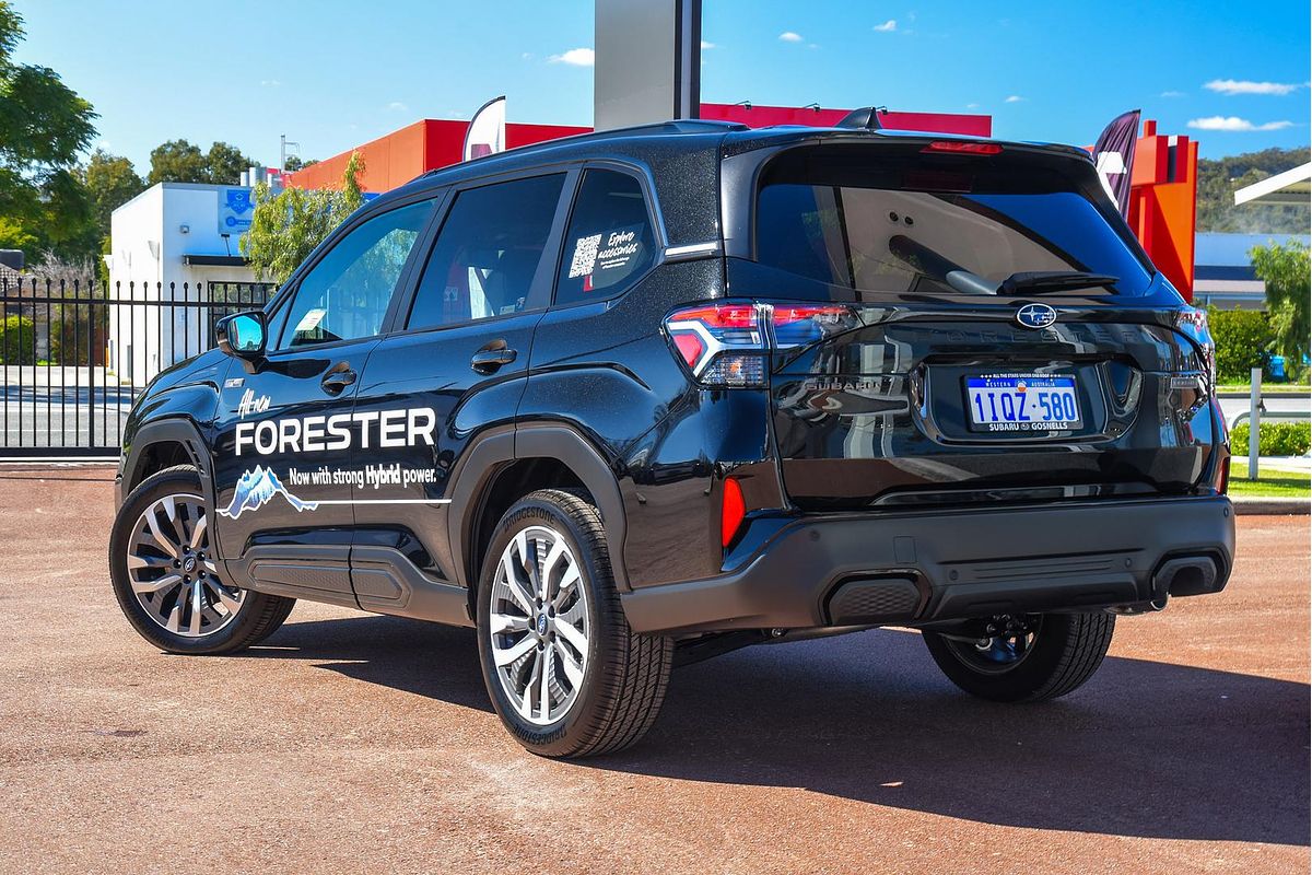 2025 Subaru Forester Hybrid Touring S6