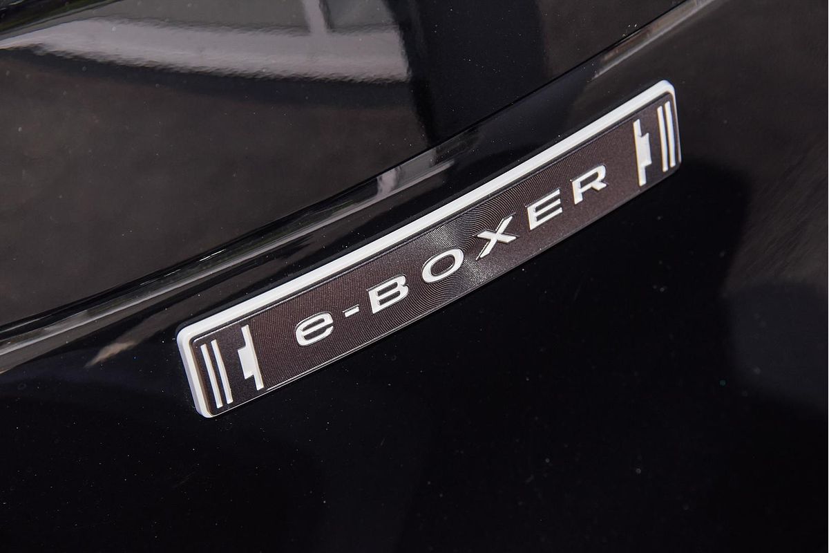 2025 Subaru Forester Hybrid Touring S6