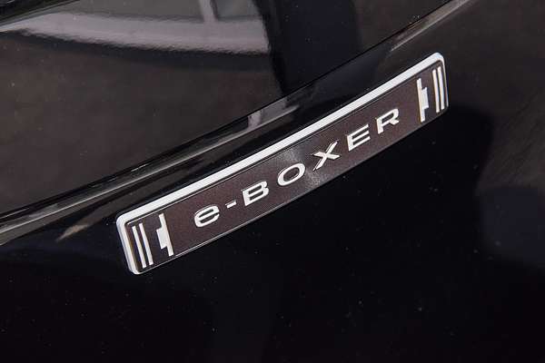 2025 Subaru Forester Hybrid Touring S6