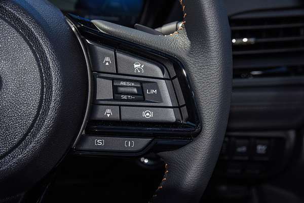 2025 Subaru Forester Hybrid Touring S6