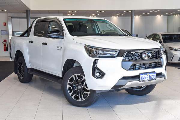 2024 Toyota Hilux SR5 GUN126R 4X4