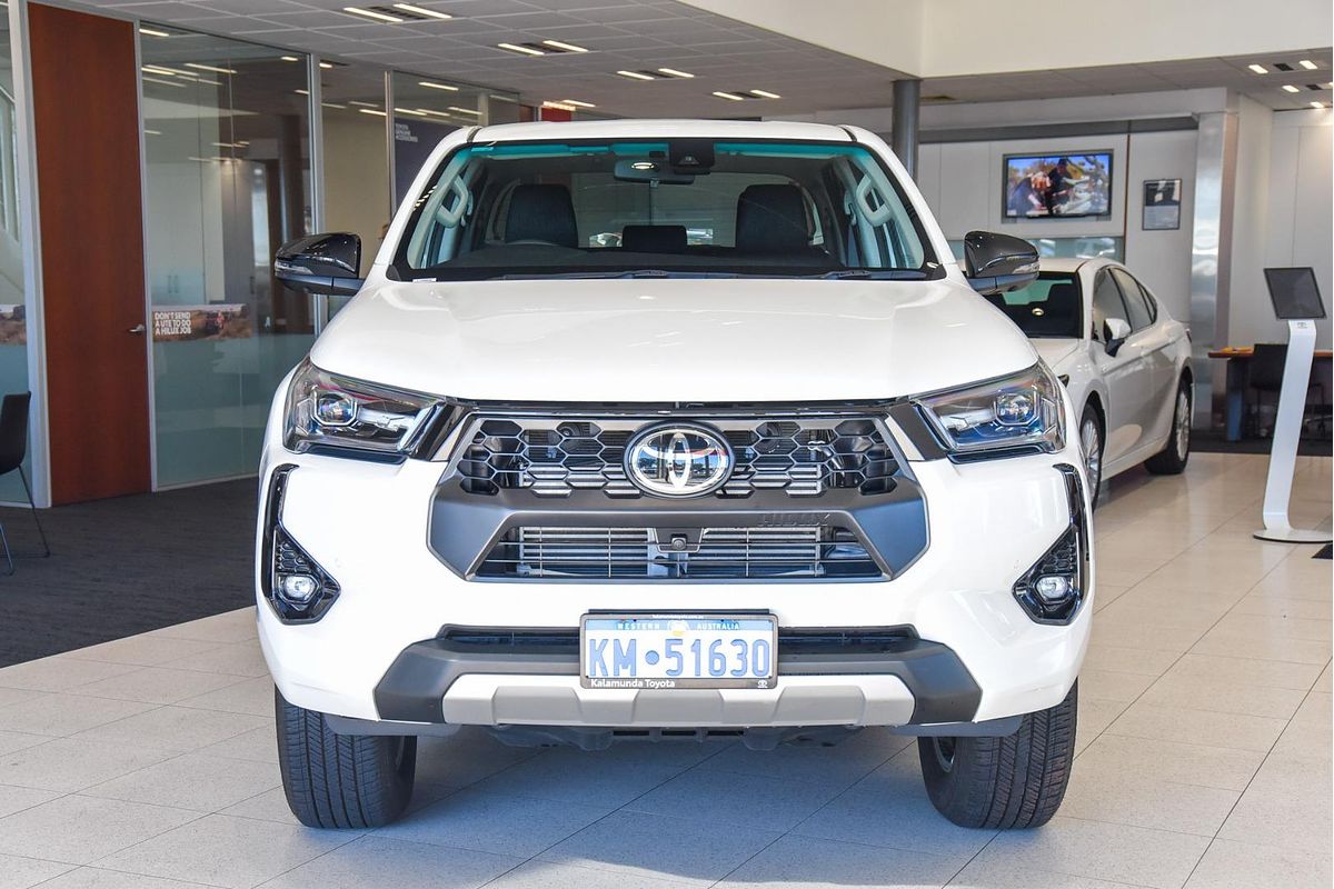 2024 Toyota Hilux SR5 GUN126R 4X4