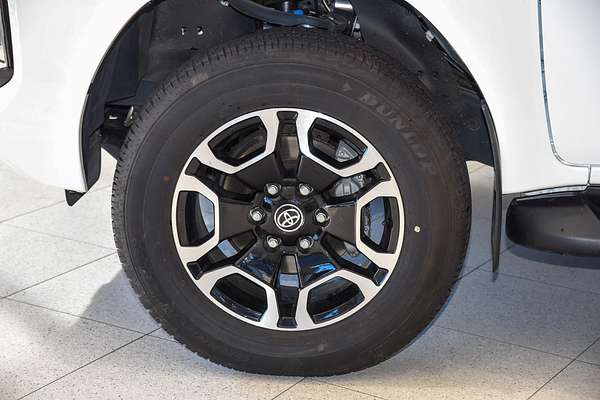 2024 Toyota Hilux SR5 GUN126R 4X4