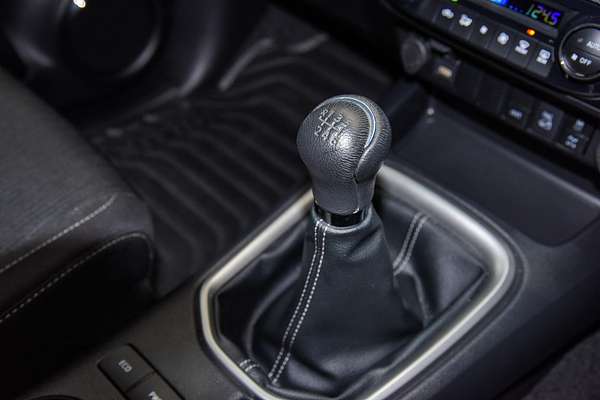 2024 Toyota Hilux SR5 GUN126R 4X4