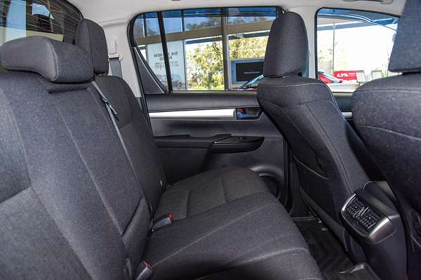 2024 Toyota Hilux SR5 GUN126R 4X4