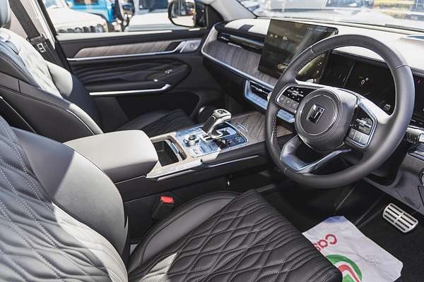 2025 GWM Tank 500 Vanta Hybrid P03