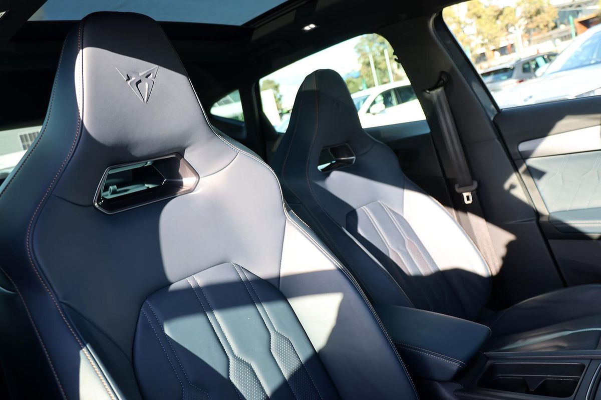 2024 CUPRA Formentor VZx KM
