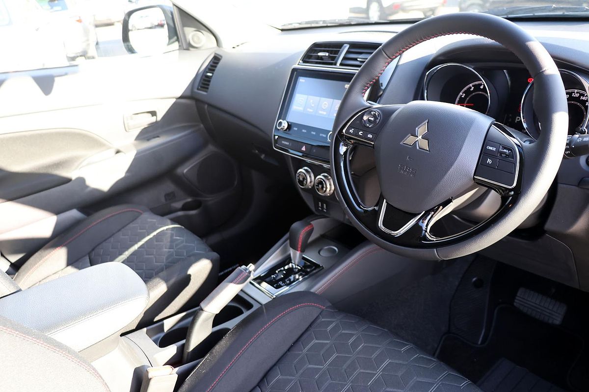 2025 Mitsubishi ASX MR XD