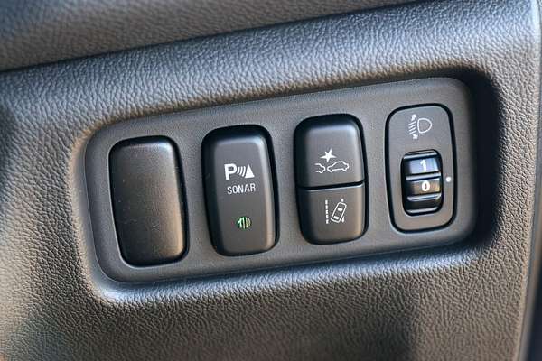 2025 Mitsubishi ASX MR XD