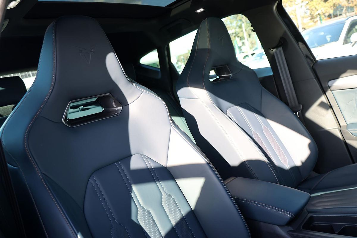 2024 CUPRA Formentor VZx KM