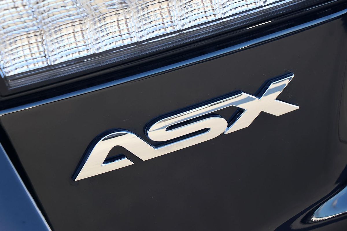 2025 Mitsubishi ASX MR XD