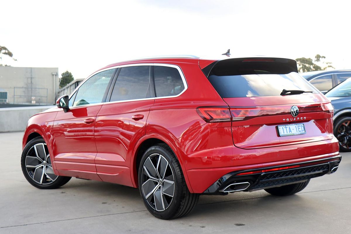 2024 Volkswagen Touareg 210TDI R-Line RC