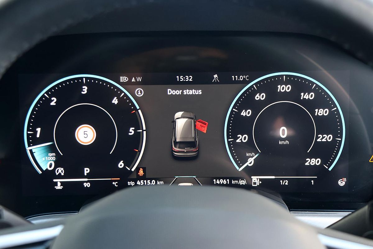 2024 Volkswagen Touareg 210TDI R-Line RC