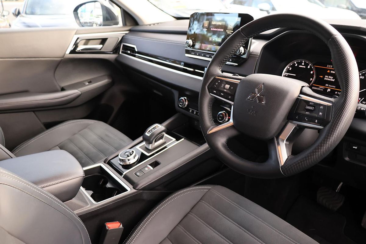 2024 Mitsubishi Outlander Aspire ZM