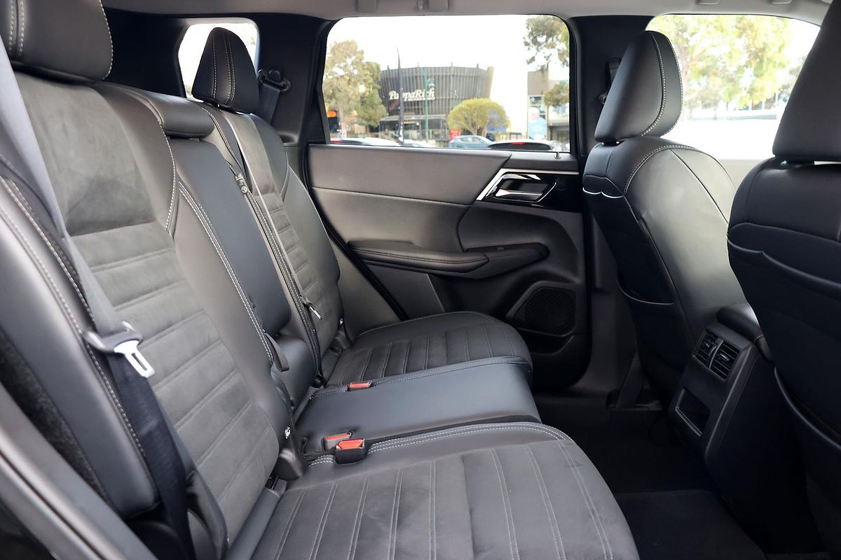 2024 Mitsubishi Outlander Aspire ZM