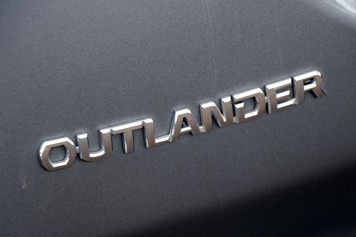 2019 Mitsubishi Outlander LS ZL