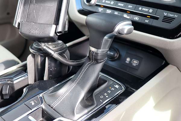 2019 Kia Carnival SLi YP