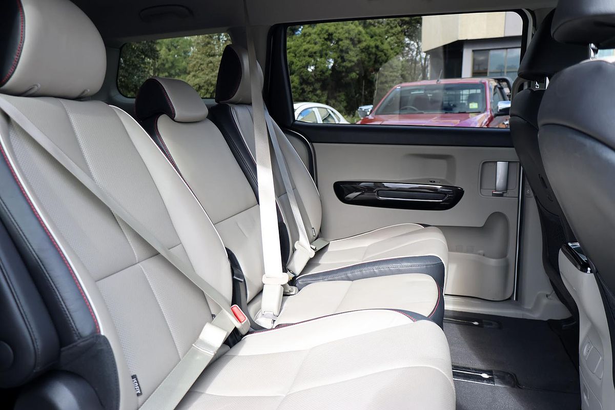 2019 Kia Carnival SLi YP