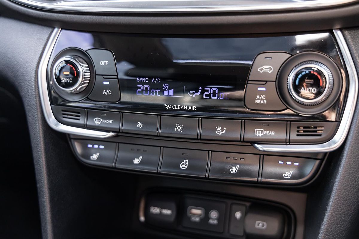 2020 Hyundai Santa Fe Highlander TM.2