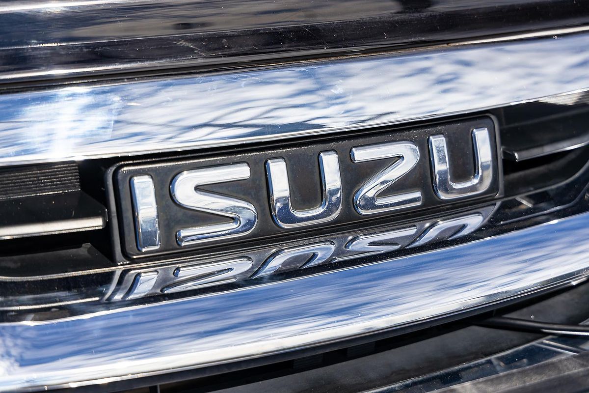 2016 Isuzu MU-X LS-T