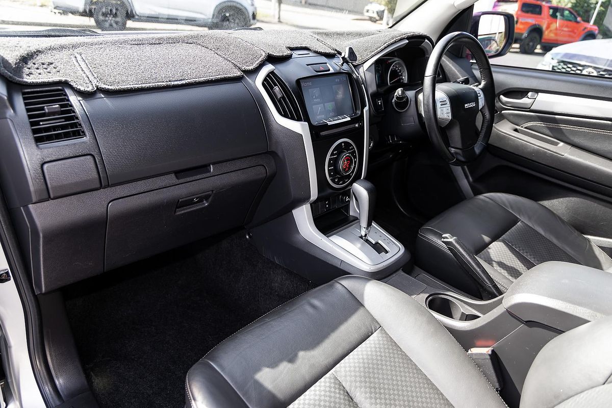 2016 Isuzu MU-X LS-T