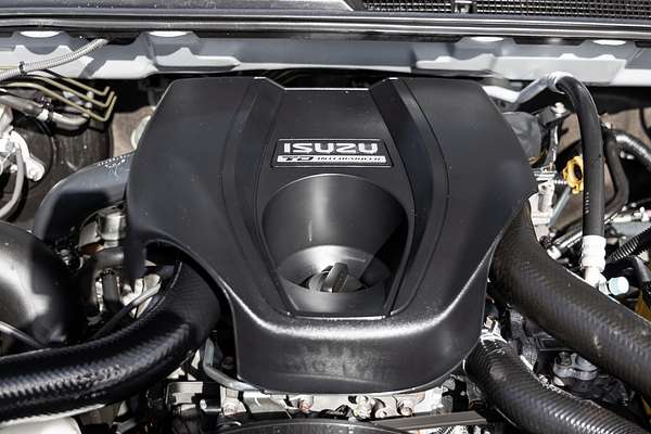 2016 Isuzu MU-X LS-T