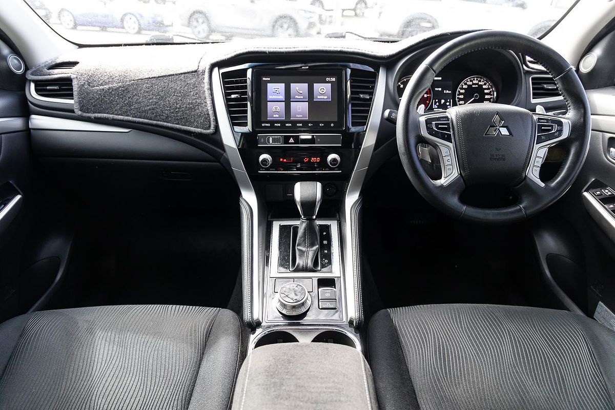 2020 Mitsubishi Pajero Sport GLX QF