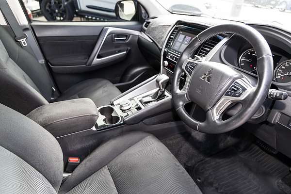 2020 Mitsubishi Pajero Sport GLX QF