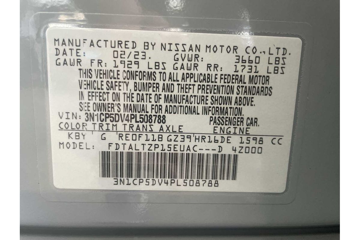 2023 Nissan Kicks SR