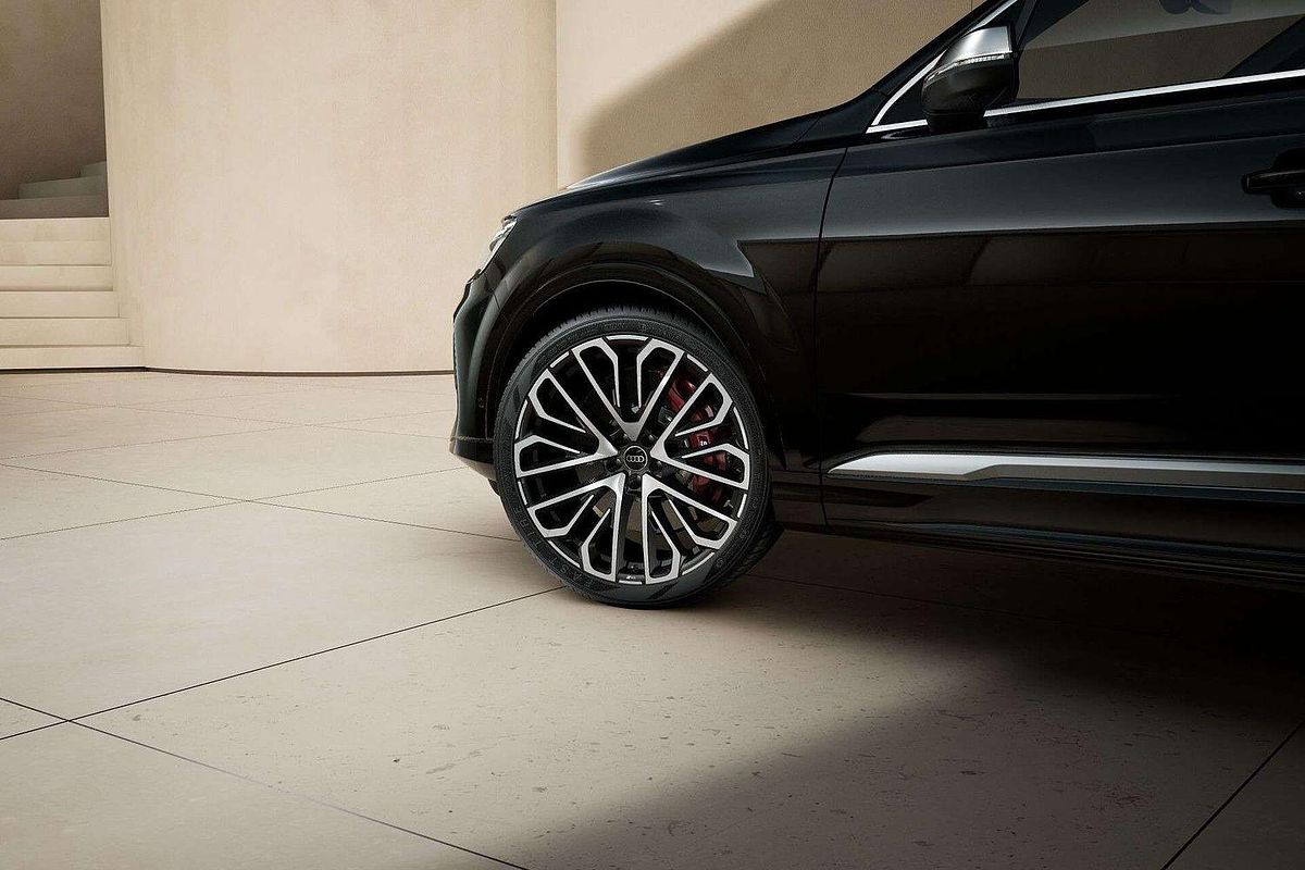 2024 Audi SQ7 TFSI 4M