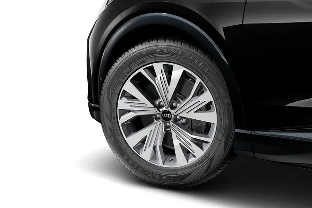 2024 Audi Q4 e-tron 45 F4