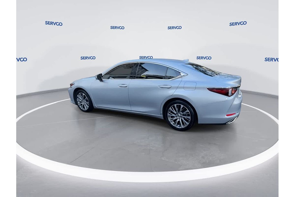 2019 Lexus ES Luxury
