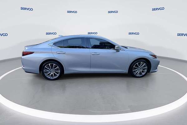 2019 Lexus ES Luxury