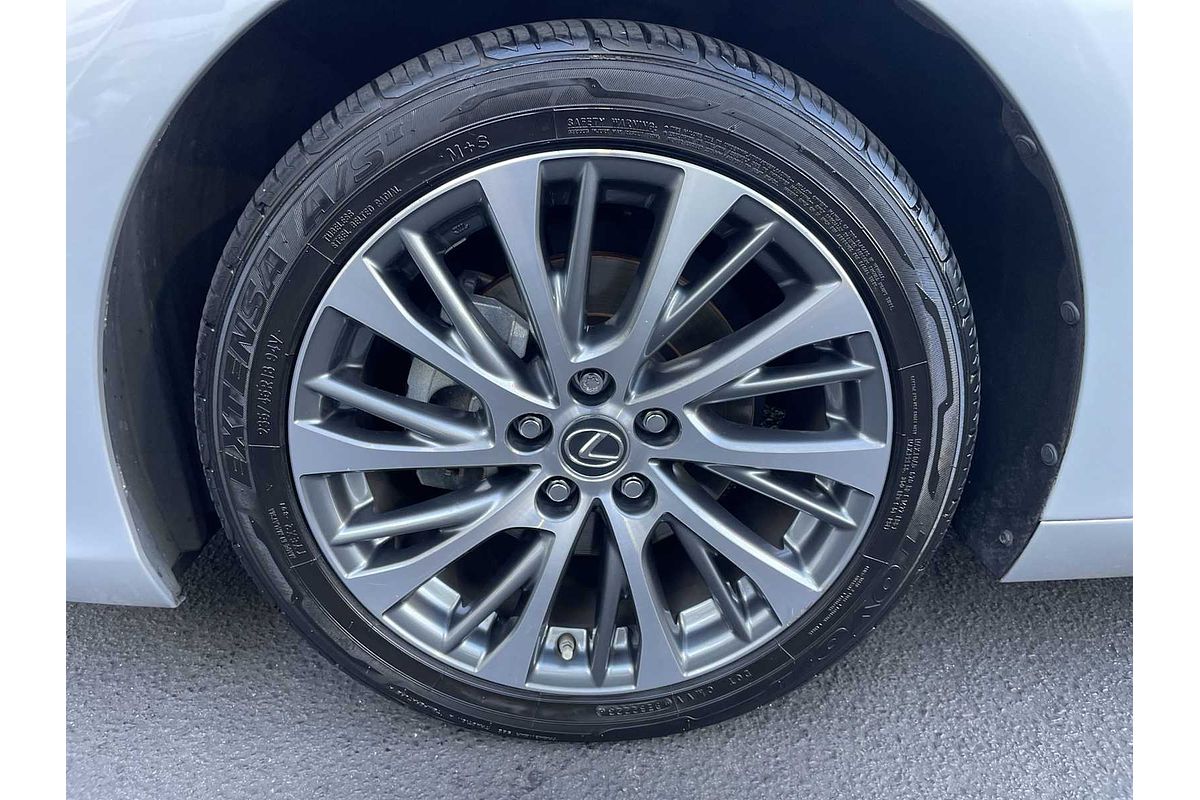 2019 Lexus ES Luxury