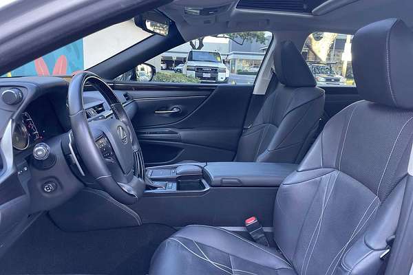 2019 Lexus ES Luxury
