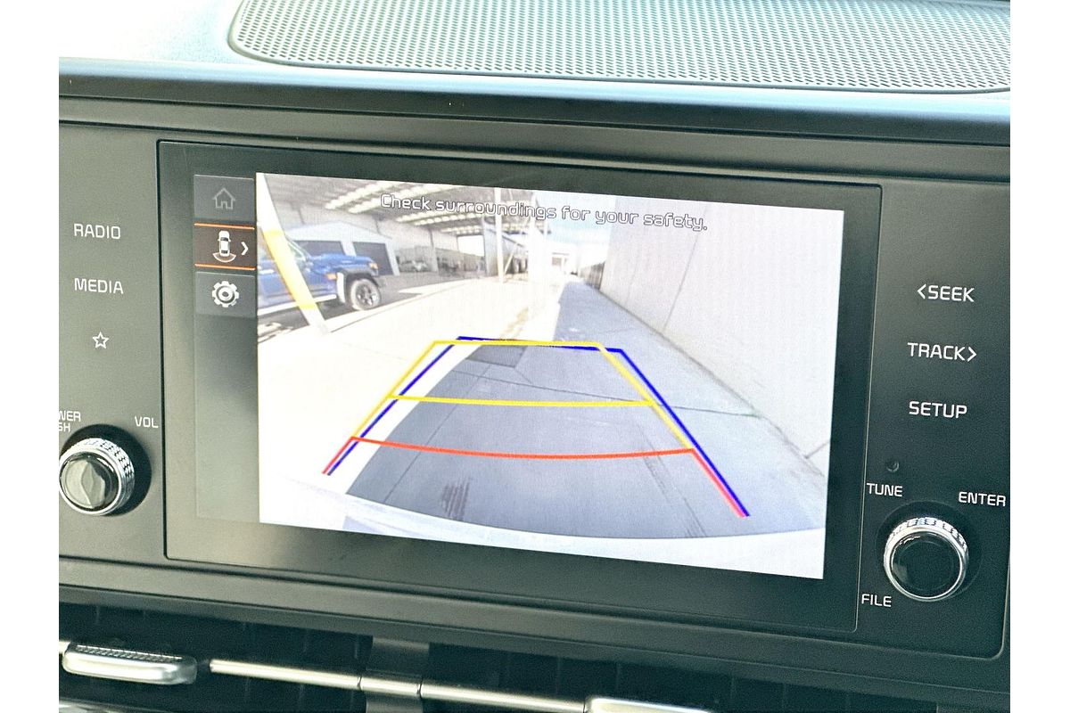 2023 Kia Carnival S KA4