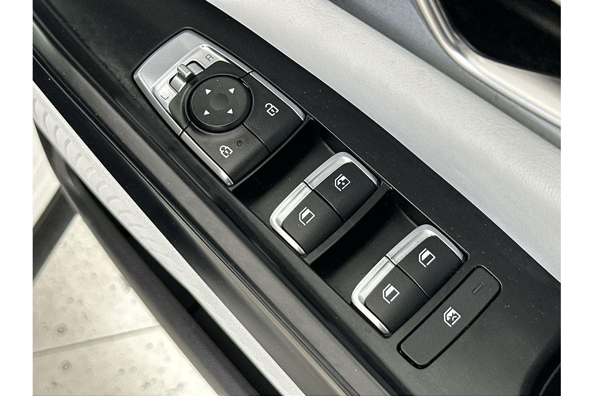 2023 Kia Carnival S KA4