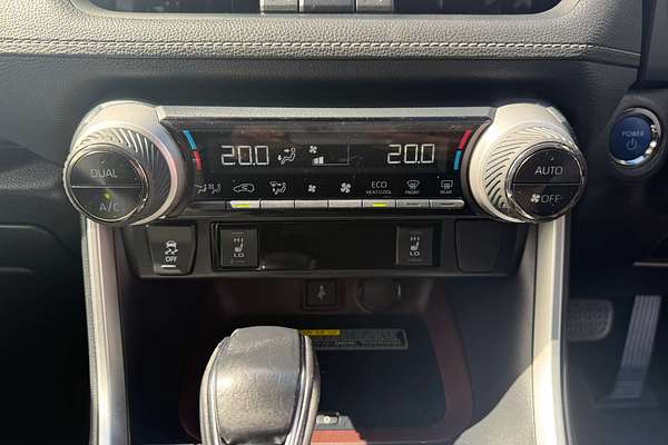 2020 Toyota RAV4 Cruiser AXAH54R