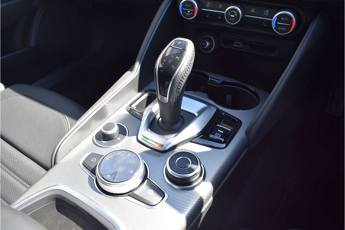 2023 Alfa Romeo Giulia Veloce Series 4
