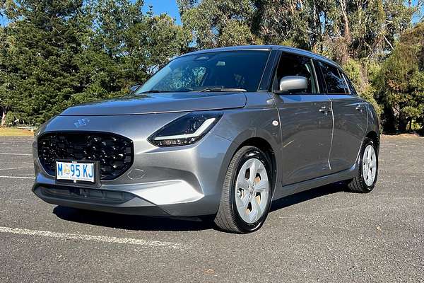 2024 Suzuki Swift Hybrid UZ