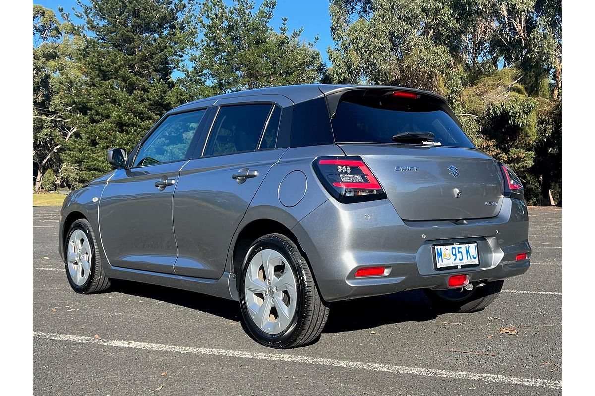 2024 Suzuki Swift Hybrid UZ