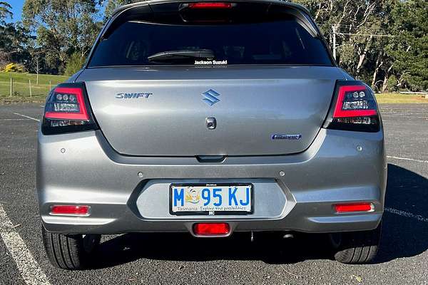 2024 Suzuki Swift Hybrid UZ