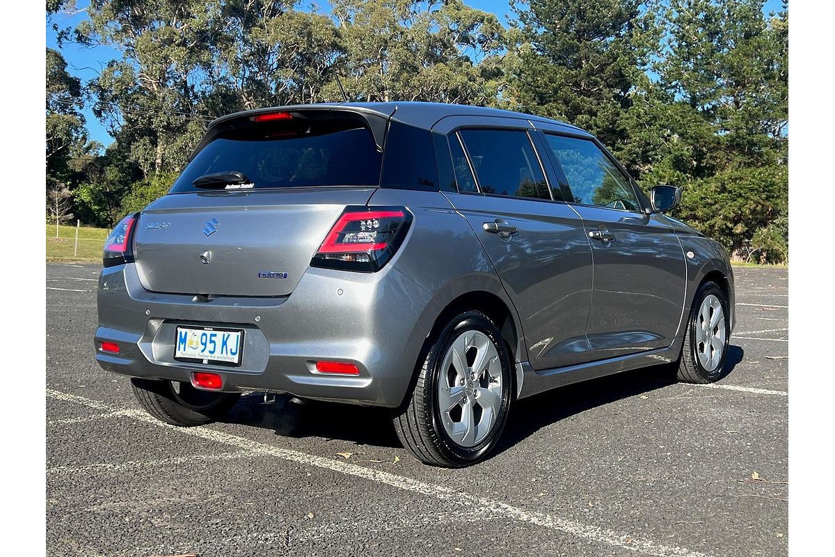 2024 Suzuki Swift Hybrid UZ